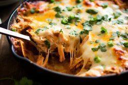 Frango gratinado ao requeijão