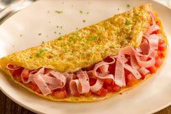 Omelete com presunto